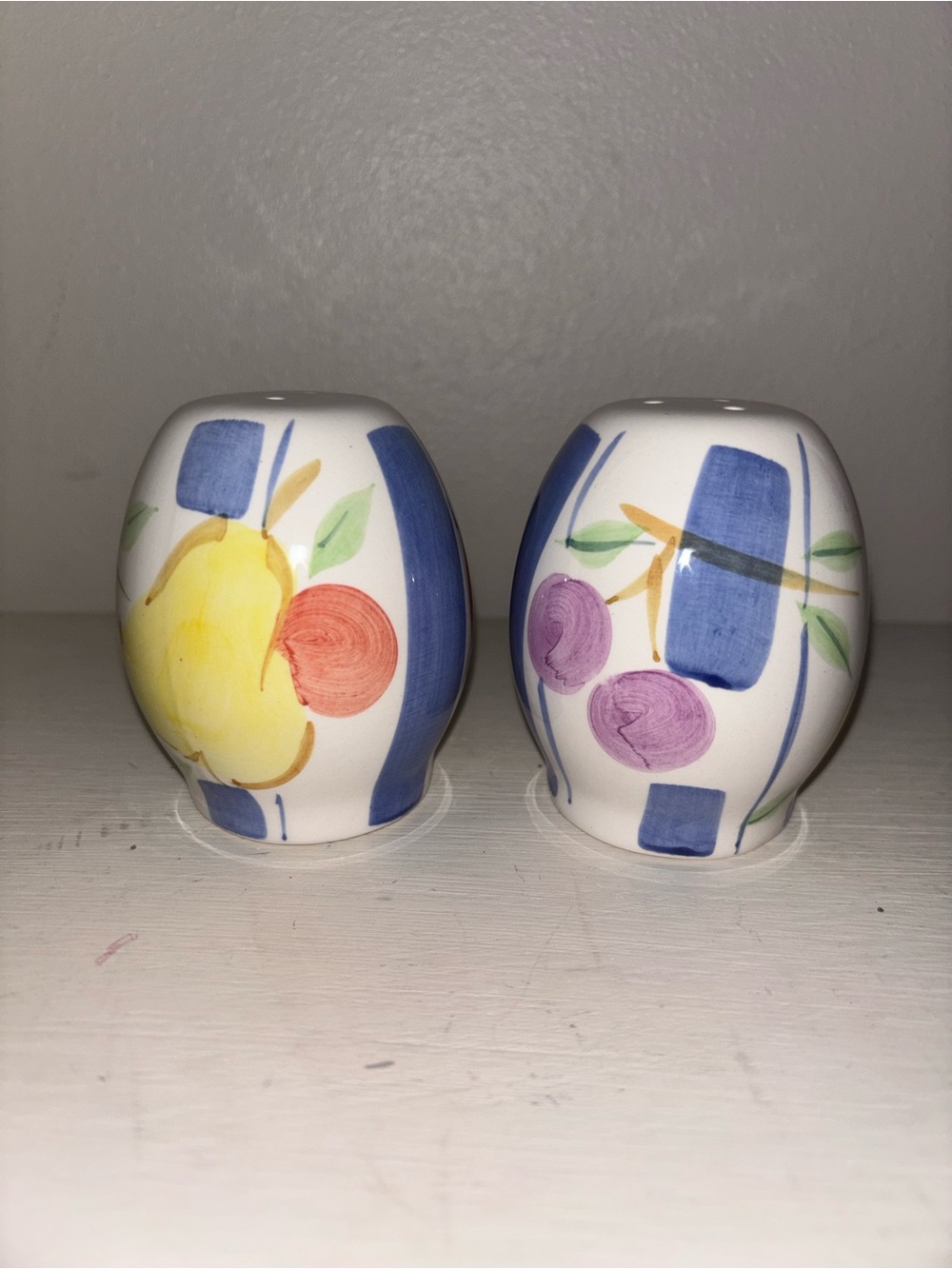 Heritage Mint Harvest Salt & Pepper shakers